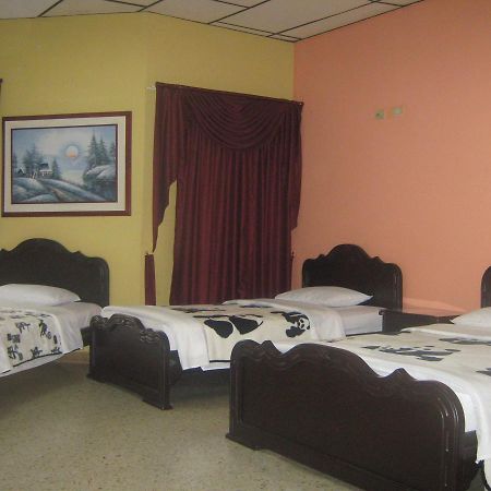 Hotel Ejecutivo เปเรย์รา ภายนอก รูปภาพ