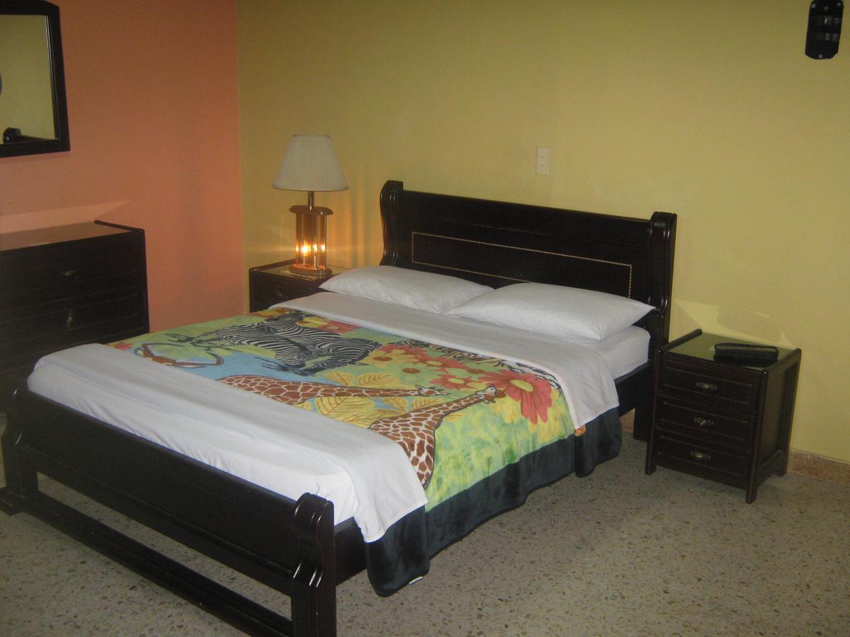 Hotel Ejecutivo เปเรย์รา ภายนอก รูปภาพ