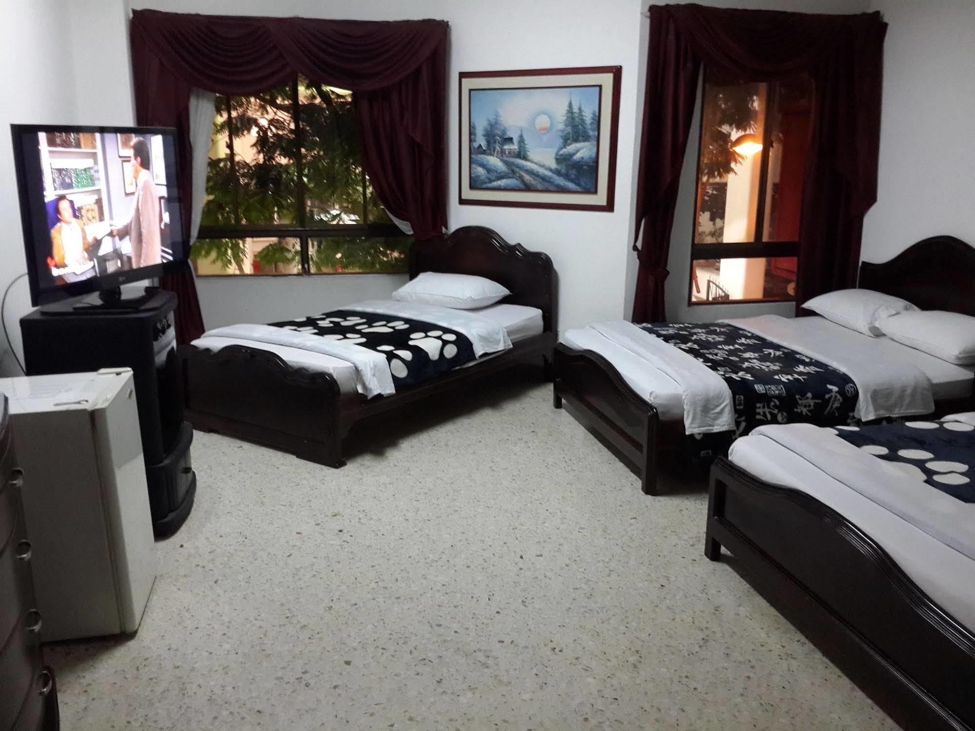 Hotel Ejecutivo เปเรย์รา ภายนอก รูปภาพ