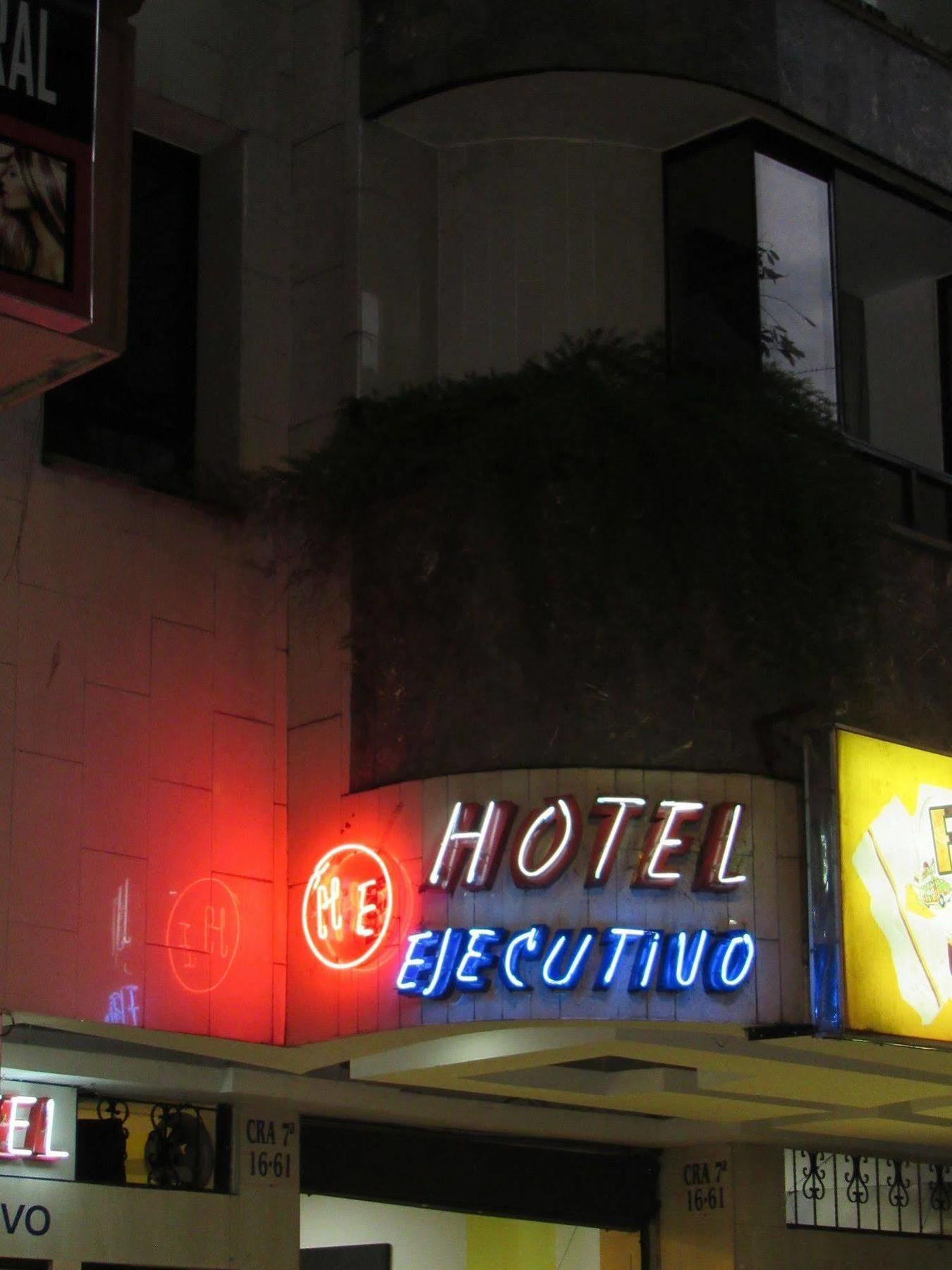 Hotel Ejecutivo เปเรย์รา ภายนอก รูปภาพ