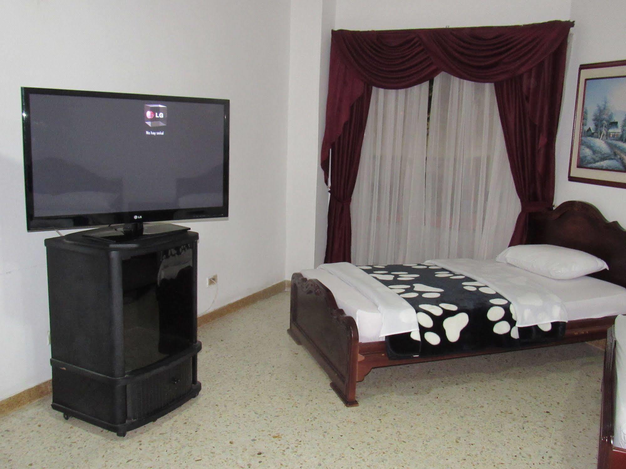 Hotel Ejecutivo เปเรย์รา ภายนอก รูปภาพ