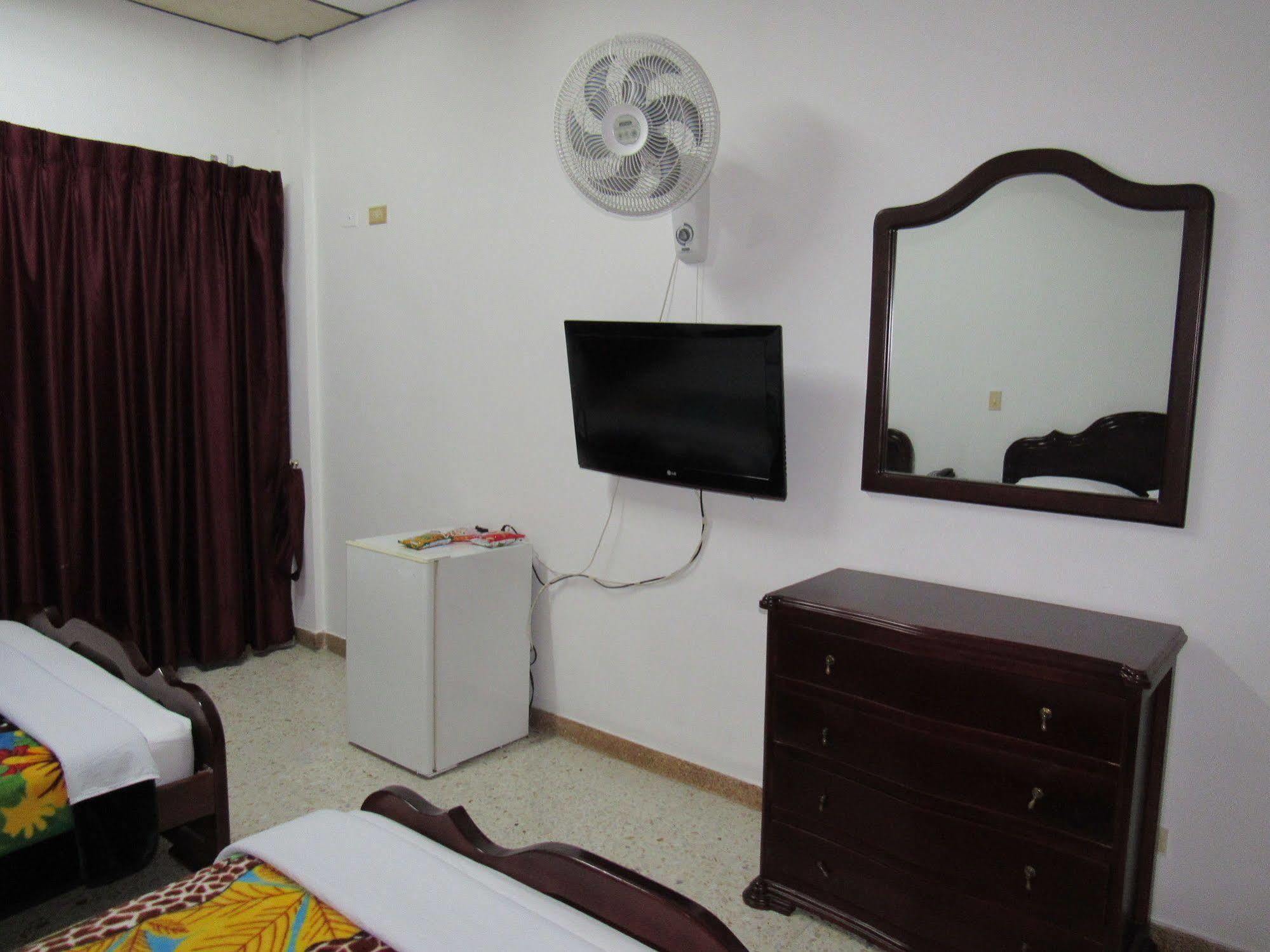 Hotel Ejecutivo เปเรย์รา ภายนอก รูปภาพ