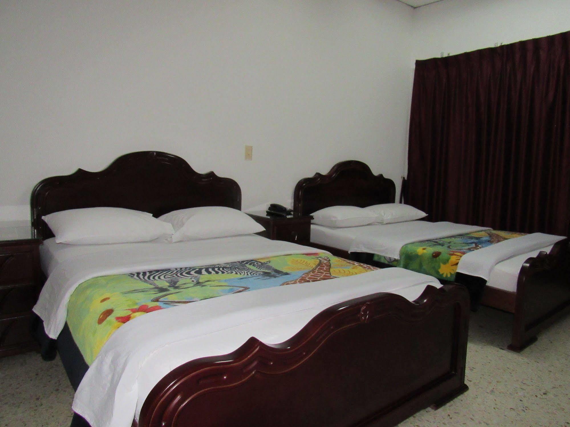 Hotel Ejecutivo เปเรย์รา ภายนอก รูปภาพ